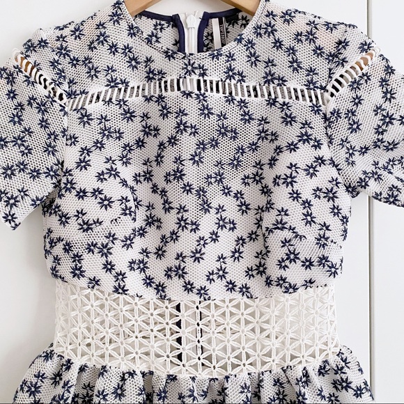 Topshop Limited Edition Daisy Dress - Picture 5 of 8